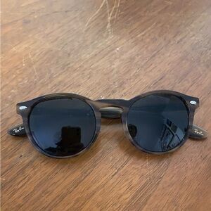 Ray-Ban Round Black Tortoiseshell Sunglasses